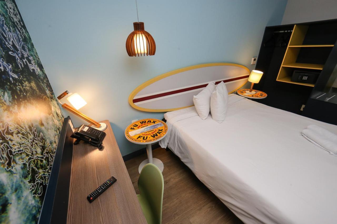 Delphin Surf Hotel Guaruja Exterior photo