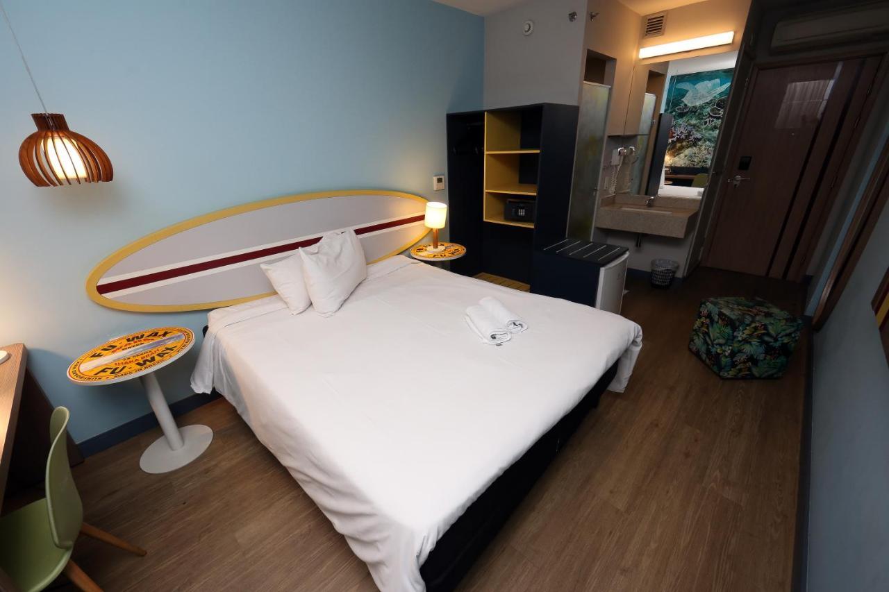 Delphin Surf Hotel Guaruja Exterior photo