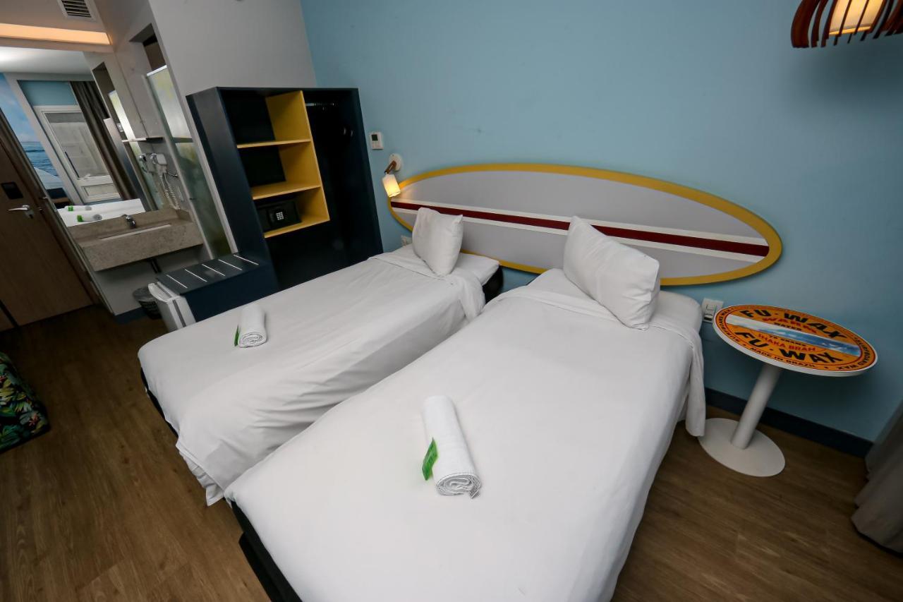 Delphin Surf Hotel Guaruja Exterior photo